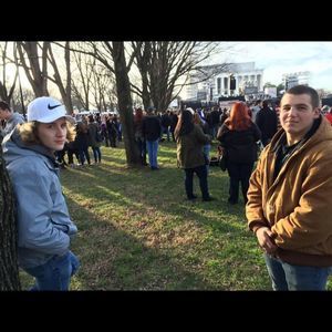 Meet your Posher, Devin